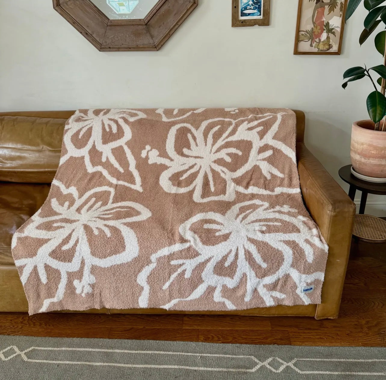 reversible hibiscus blanket