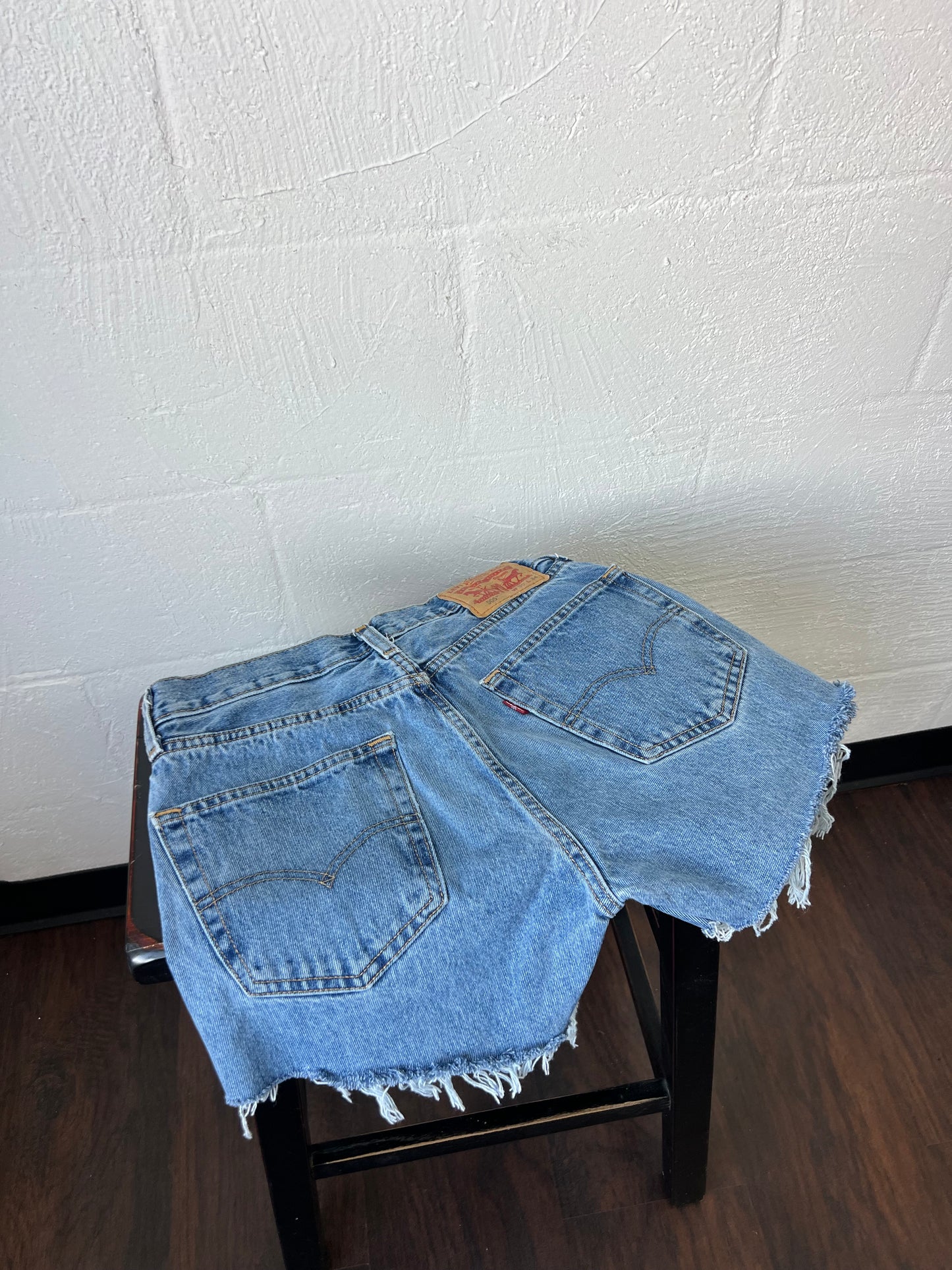 one of a kind - size 29