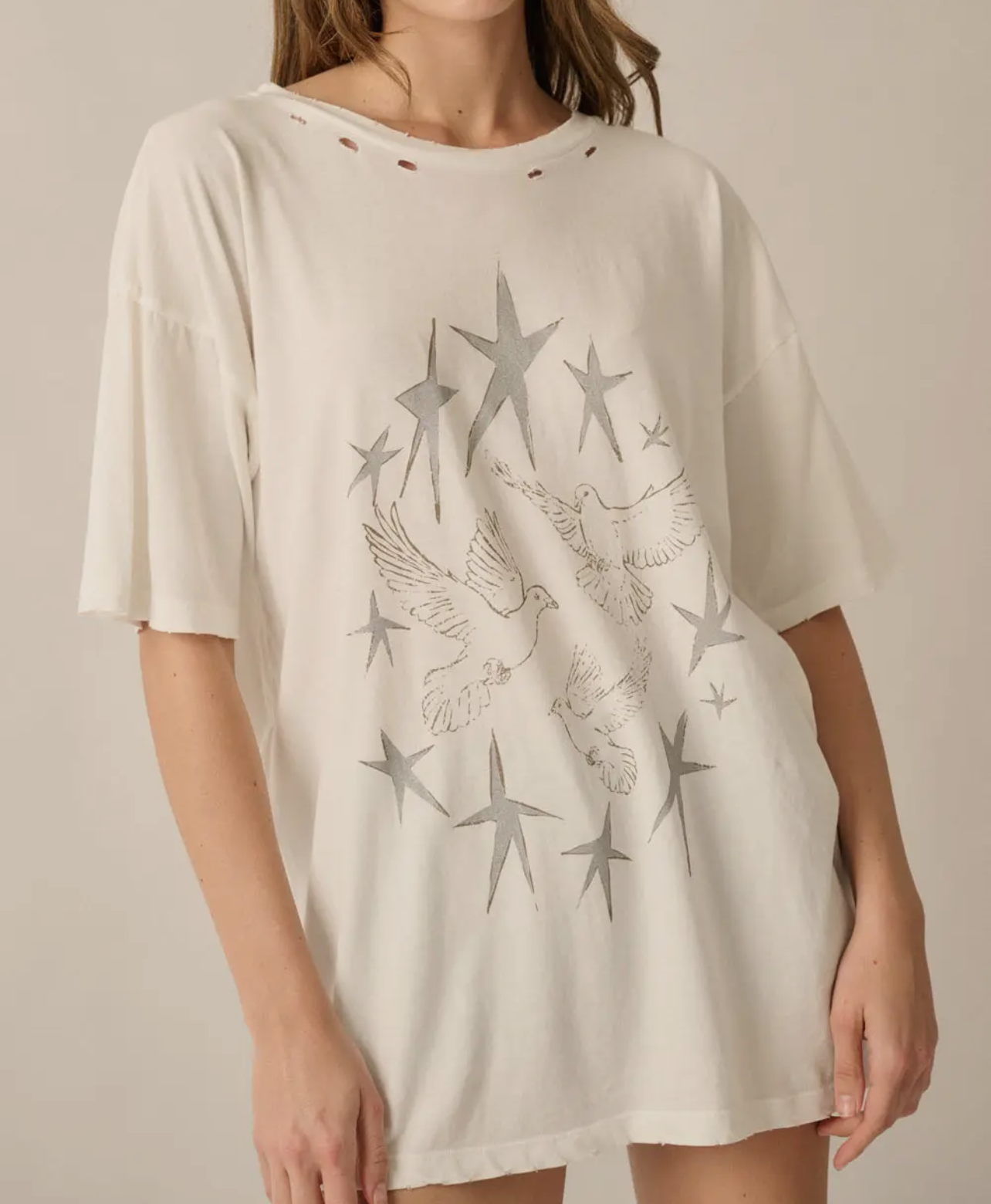 dove graphic tee