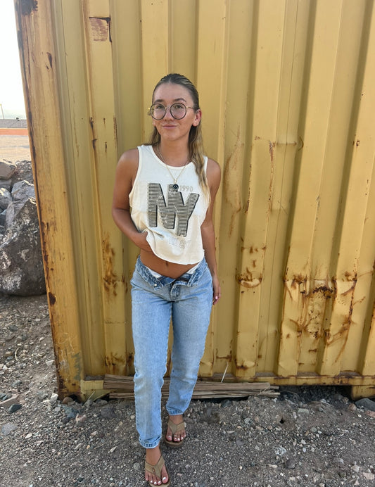 ny graphic tank